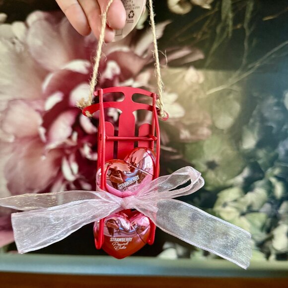 NEW 3-Pc Strawberry Pound Cake Lip Oil Bath & Body Works & Red Sled Ornament - Picture 3 of 8